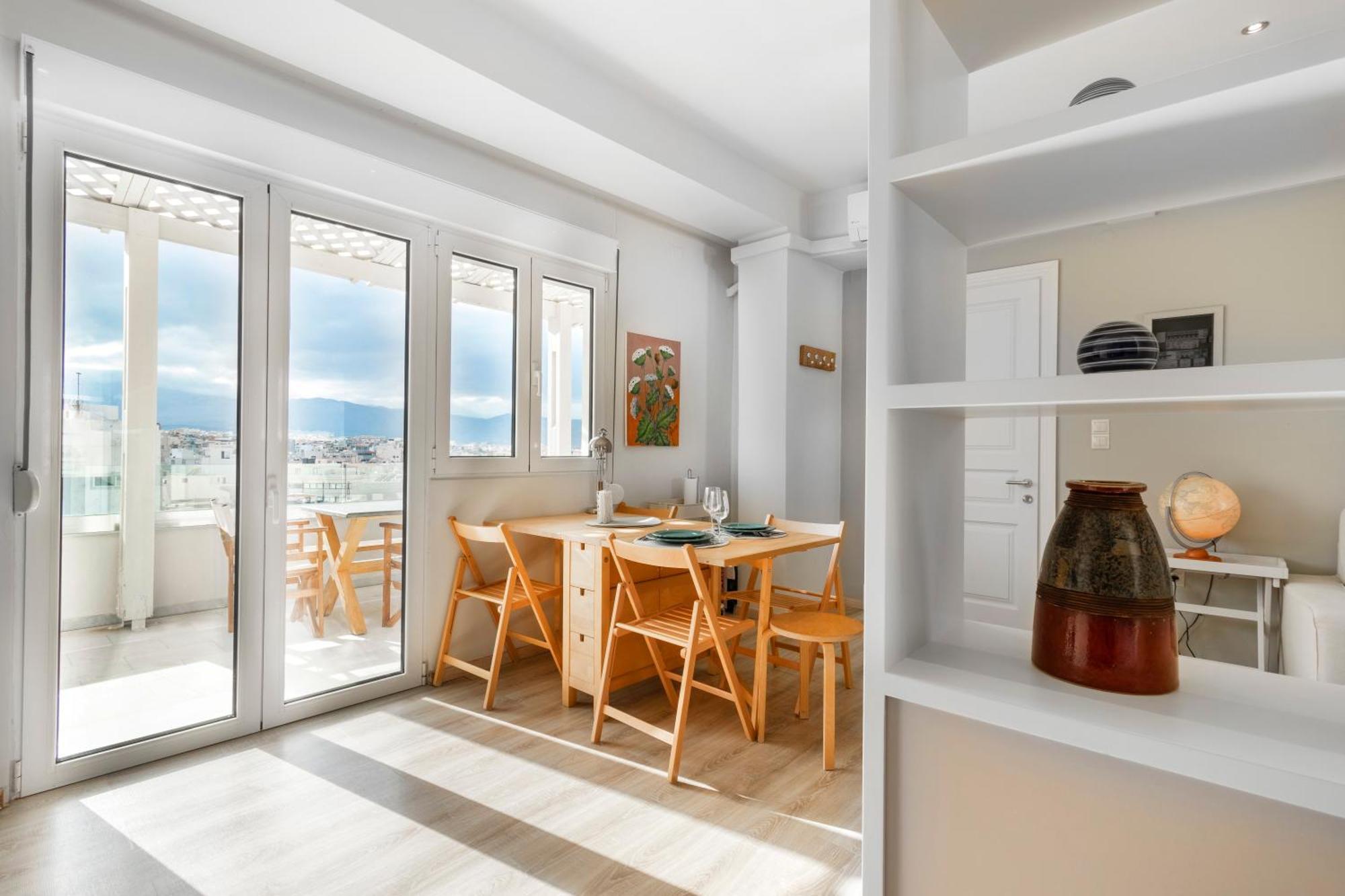 Apartment On Lionsquare With Sea And View *