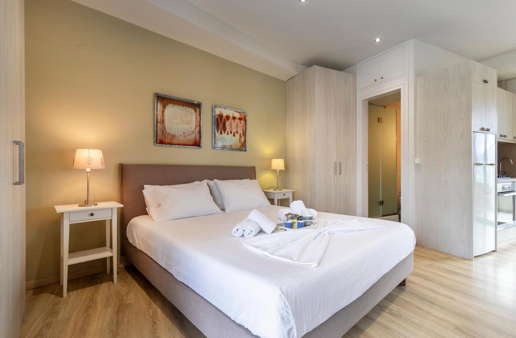 Apartment On Lionsquare With Sea And View
